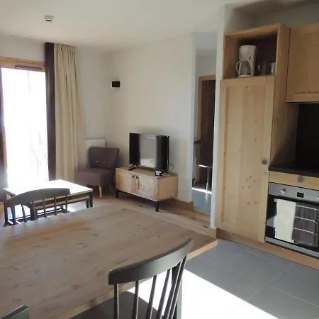 Aparthotel Luxury 2 Bedroom With View Of Mont Blanc Combloux